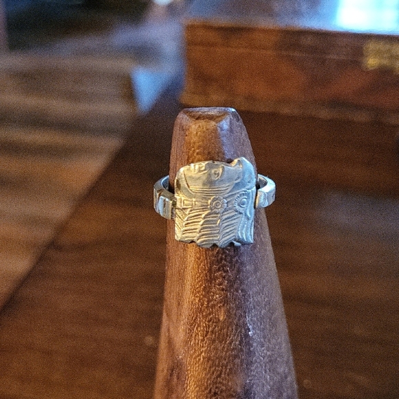 Silver Egyptian Alpaca Spoon Ring - Picture 5 of 7